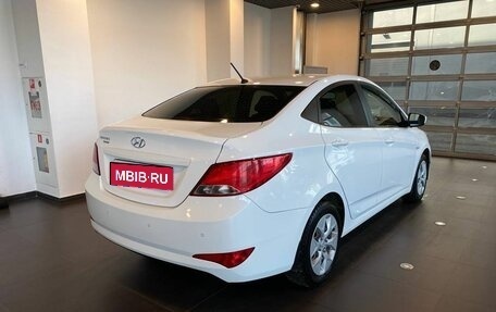 Hyundai Solaris II рестайлинг, 2016 год, 1 070 000 рублей, 3 фотография