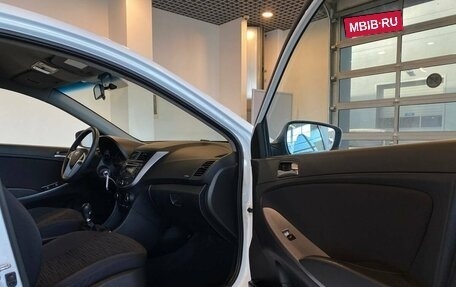 Hyundai Solaris II рестайлинг, 2016 год, 1 070 000 рублей, 27 фотография