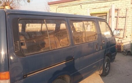 Toyota HiAce H100, 1992 год, 320 000 рублей, 4 фотография