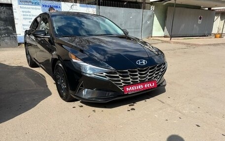 Hyundai Elantra, 2022 год, 2 000 000 рублей, 4 фотография