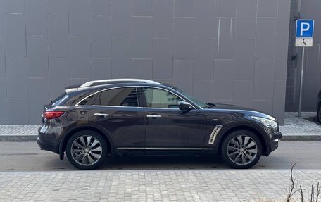 Infiniti FX II, 2009 год, 1 700 000 рублей, 2 фотография