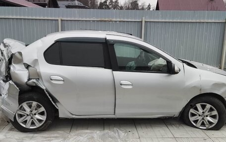 Renault Logan II, 2019 год, 590 000 рублей, 3 фотография