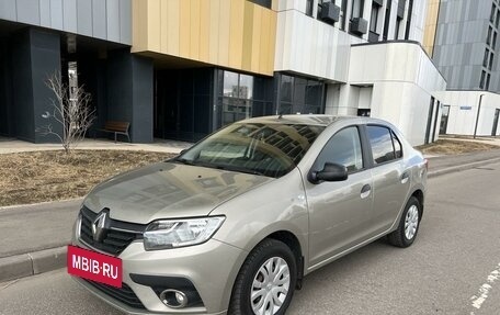 Renault Logan II, 2019 год, 885 000 рублей, 4 фотография