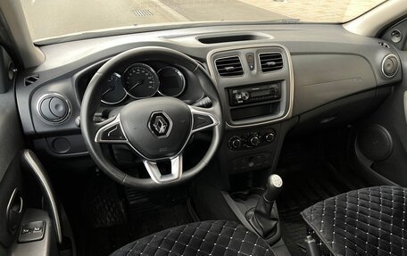 Renault Logan II, 2019 год, 885 000 рублей, 11 фотография