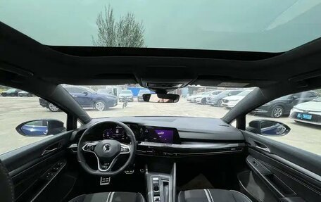 Volkswagen Golf VIII, 2022 год, 2 180 000 рублей, 12 фотография