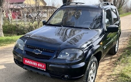 Chevrolet Niva I рестайлинг, 2010 год, 720 000 рублей, 1 фотография