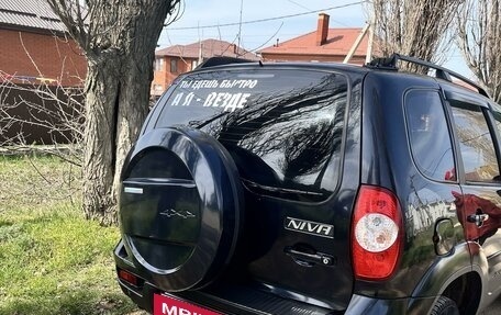 Chevrolet Niva I рестайлинг, 2010 год, 720 000 рублей, 9 фотография