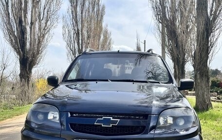 Chevrolet Niva I рестайлинг, 2010 год, 720 000 рублей, 5 фотография