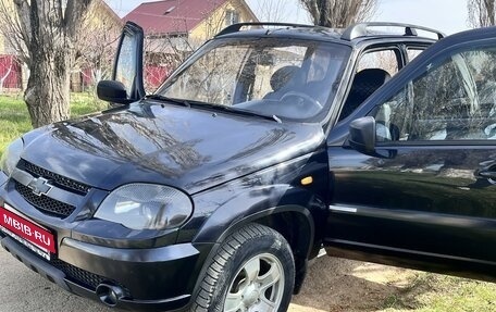 Chevrolet Niva I рестайлинг, 2010 год, 720 000 рублей, 20 фотография