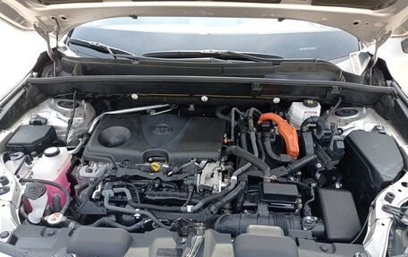 Toyota Venza, 2021 год, 1 990 000 рублей, 6 фотография