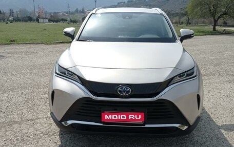 Toyota Venza, 2021 год, 1 990 000 рублей, 9 фотография