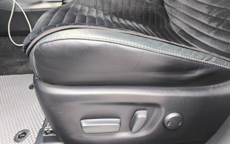Toyota RAV4, 2017 год, 3 850 000 рублей, 10 фотография