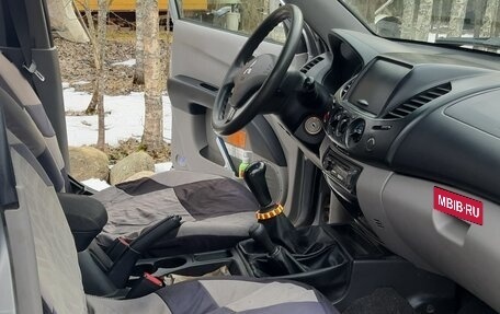 Mitsubishi L200 IV рестайлинг, 2010 год, 1 050 000 рублей, 11 фотография