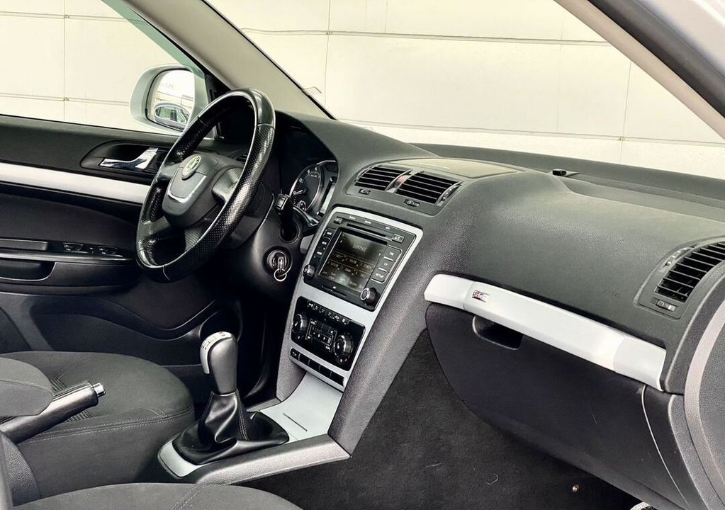 Skoda Octavia Scout, 2010 год, 1 299 000 рублей, 18 фотография