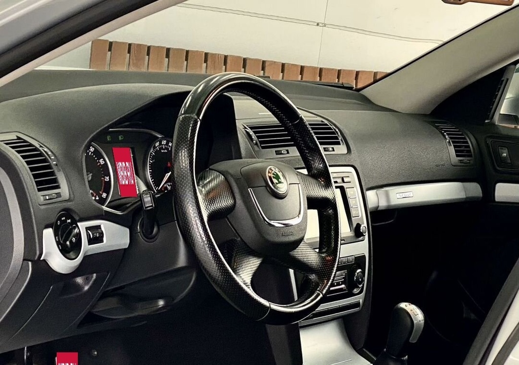 Skoda Octavia Scout, 2010 год, 1 299 000 рублей, 16 фотография