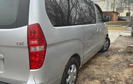 Hyundai Grand Starex Grand Starex I рестайлинг 2, 2008 год, 855 000 рублей, 1 фотография