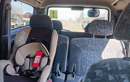 Nissan Serena II, 1999 год, 550 000 рублей, 4 фотография