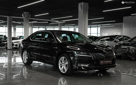 Skoda Superb III рестайлинг, 2015 год, 2 430 000 рублей, 2 фотография