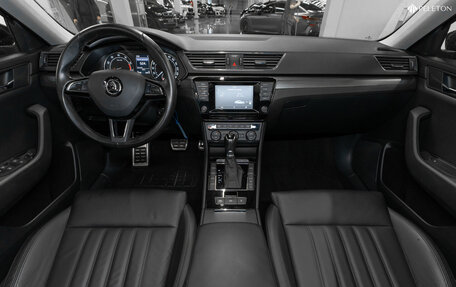 Skoda Superb III рестайлинг, 2015 год, 2 430 000 рублей, 9 фотография