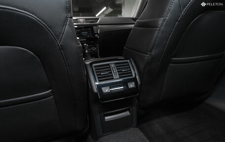 Skoda Superb III рестайлинг, 2015 год, 2 430 000 рублей, 14 фотография