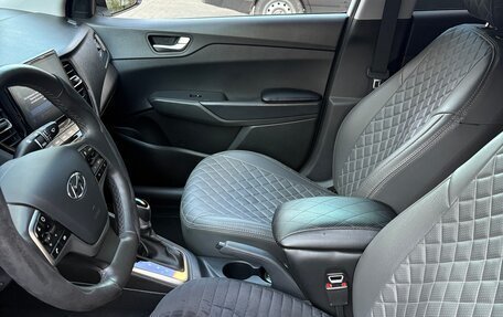 Hyundai Solaris II рестайлинг, 2021 год, 1 750 000 рублей, 5 фотография