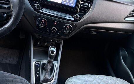 Hyundai Solaris II рестайлинг, 2021 год, 1 750 000 рублей, 7 фотография