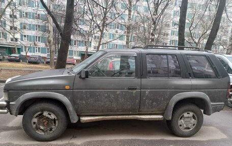 Nissan Terrano II рестайлинг, 1992 год, 380 000 рублей, 1 фотография