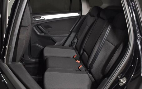 Volkswagen Tiguan II, 2021 год, 2 179 650 рублей, 10 фотография