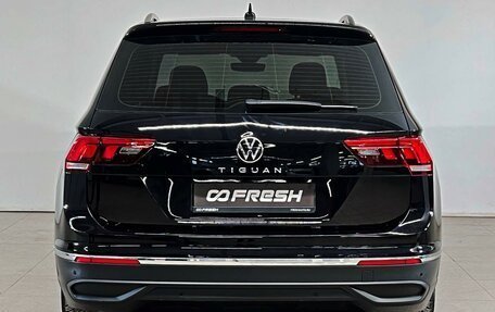 Volkswagen Tiguan II, 2021 год, 2 179 650 рублей, 4 фотография