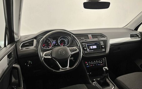 Volkswagen Tiguan II, 2021 год, 2 179 650 рублей, 6 фотография