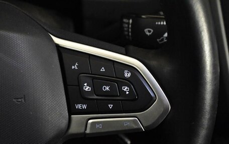 Volkswagen Tiguan II, 2021 год, 2 179 650 рублей, 18 фотография