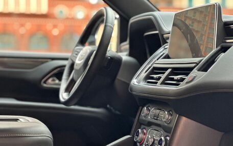 GMC Yukon IV, 2023 год, 11 500 000 рублей, 12 фотография