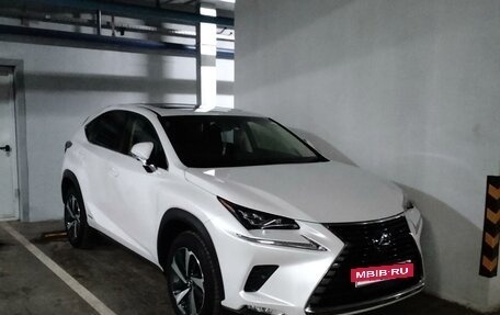 Lexus NX I, 2018 год, 4 000 000 рублей, 4 фотография