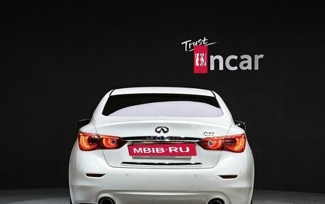 Infiniti Q50 I рестайлинг, 2015 год, 1 800 080 рублей, 3 фотография
