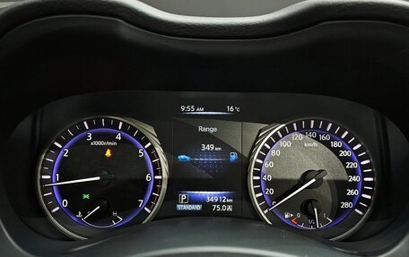 Infiniti Q50 I рестайлинг, 2015 год, 1 800 080 рублей, 11 фотография