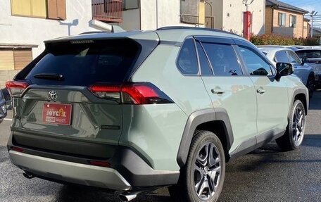 Toyota RAV4, 2021 год, 2 510 000 рублей, 7 фотография