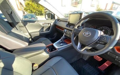 Toyota RAV4, 2021 год, 2 510 000 рублей, 8 фотография