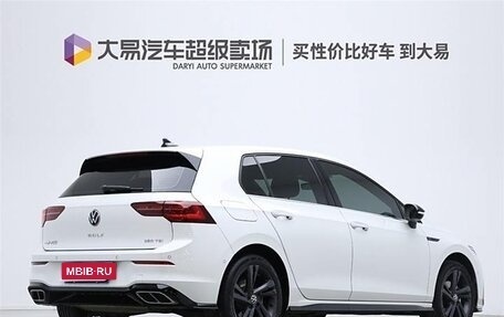Volkswagen Golf VIII, 2022 год, 1 850 070 рублей, 2 фотография