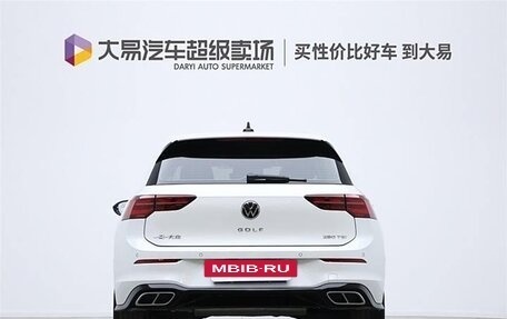 Volkswagen Golf VIII, 2022 год, 1 850 070 рублей, 4 фотография