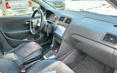 Volkswagen Polo VI (EU Market), 2011 год, 600 000 рублей, 3 фотография