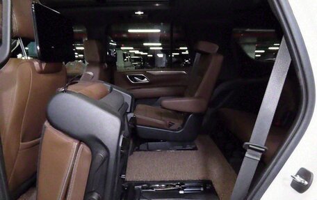 Chevrolet Tahoe IV, 2022 год, 7 300 111 рублей, 6 фотография