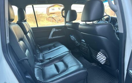 Toyota Land Cruiser 200, 2012 год, 5 300 000 рублей, 4 фотография