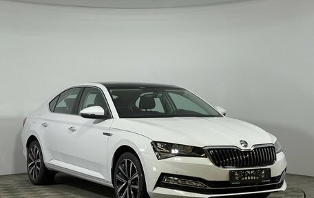 Skoda Superb III рестайлинг, 2024 год, 3 фотография