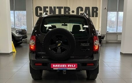 Chevrolet Niva I рестайлинг, 2016 год, 980 000 рублей, 4 фотография