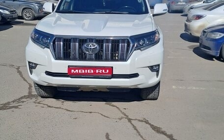 Toyota Land Cruiser Prado 150 рестайлинг 2, 2020 год, 6 800 000 рублей, 1 фотография