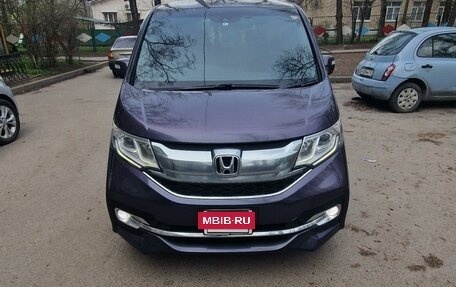 Honda Stepwgn IV, 2016 год, 2 400 000 рублей, 5 фотография