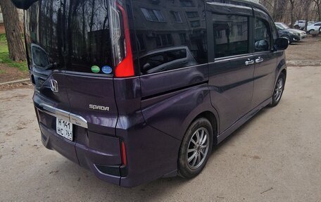 Honda Stepwgn IV, 2016 год, 2 400 000 рублей, 13 фотография