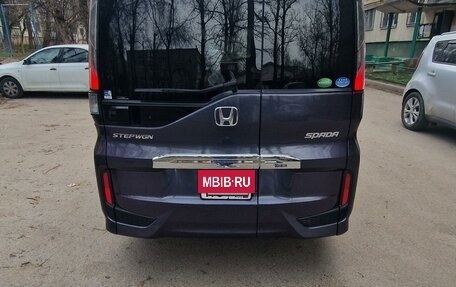 Honda Stepwgn IV, 2016 год, 2 400 000 рублей, 15 фотография