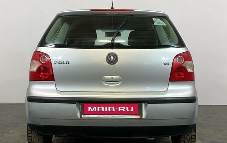 Volkswagen Polo IV рестайлинг, 2001 год, 199 000 рублей, 5 фотография