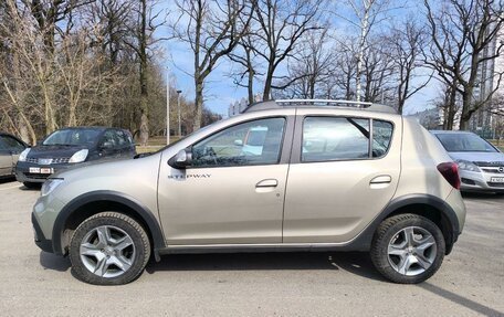 Renault Sandero II рестайлинг, 2021 год, 1 550 000 рублей, 1 фотография